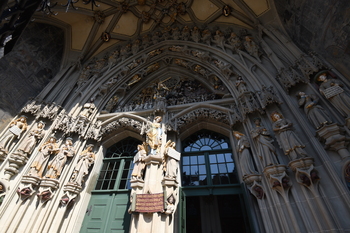 ベルン１ベルン大聖堂１2最後の審判1495年.jpg