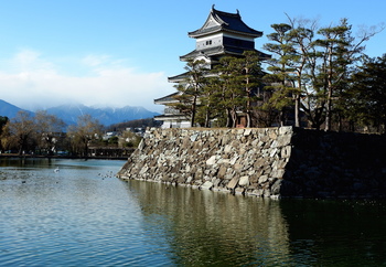 松本城1 のコピー.jpg